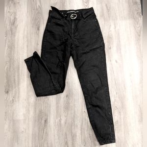 High-waisted mom jeans